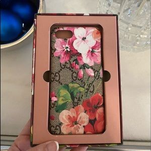 Gucci IPhone 8 case. Brand New